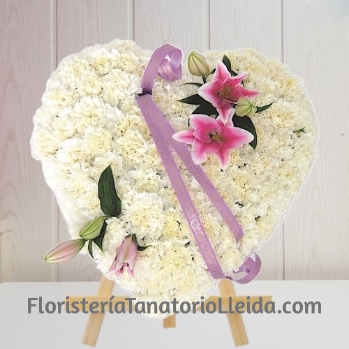 Corazón flores funerales en Lleida