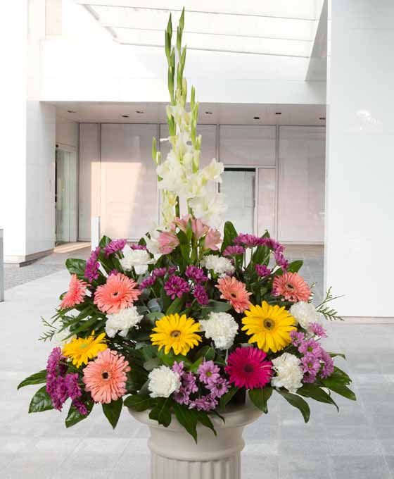 Envío de flores funerarias al tanatorio